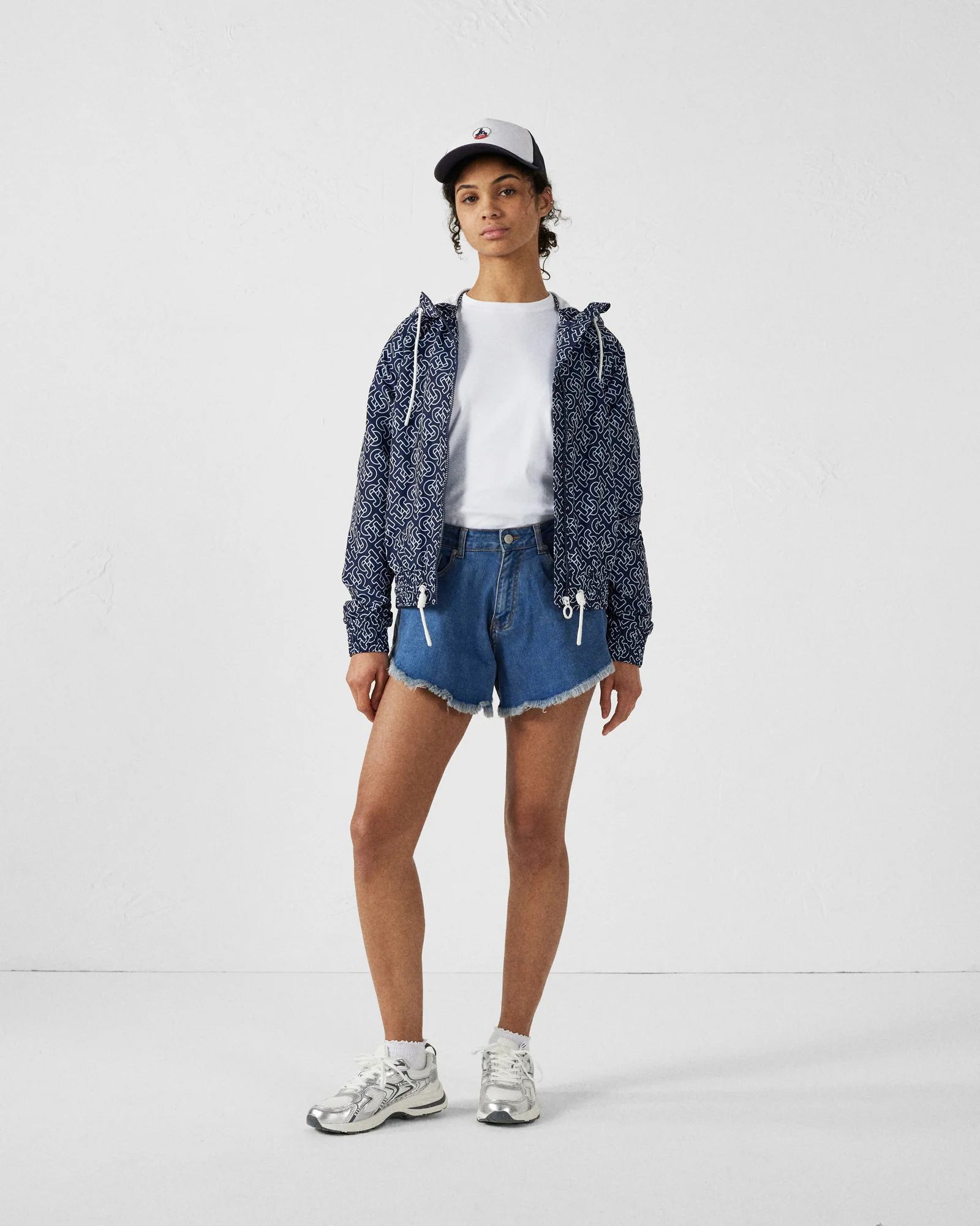 Blouson coupe-vent léger à capuche Mono marine Alize monogram - Image 3