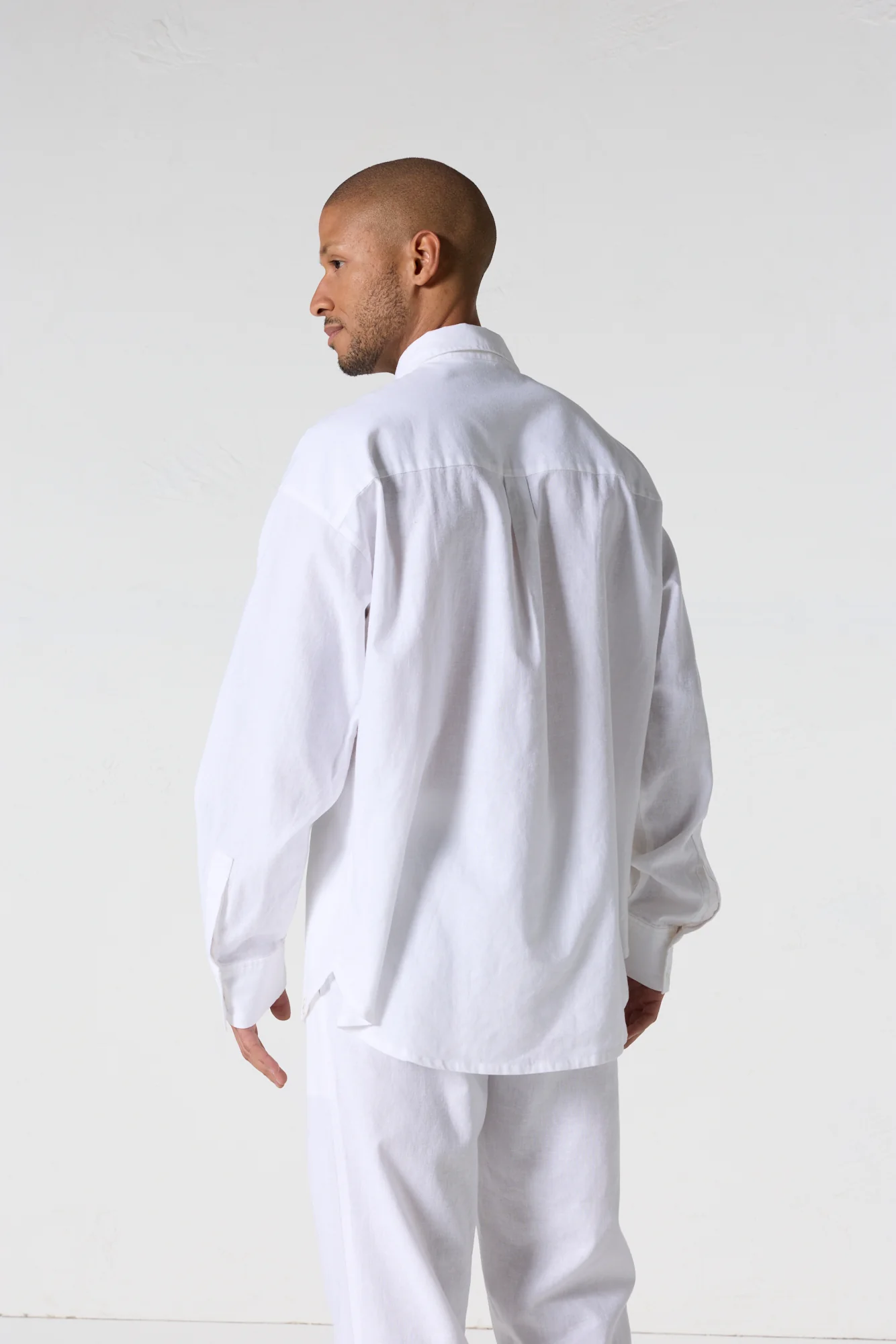 Chemise mixte en lin Blanc Calypso - Image 7