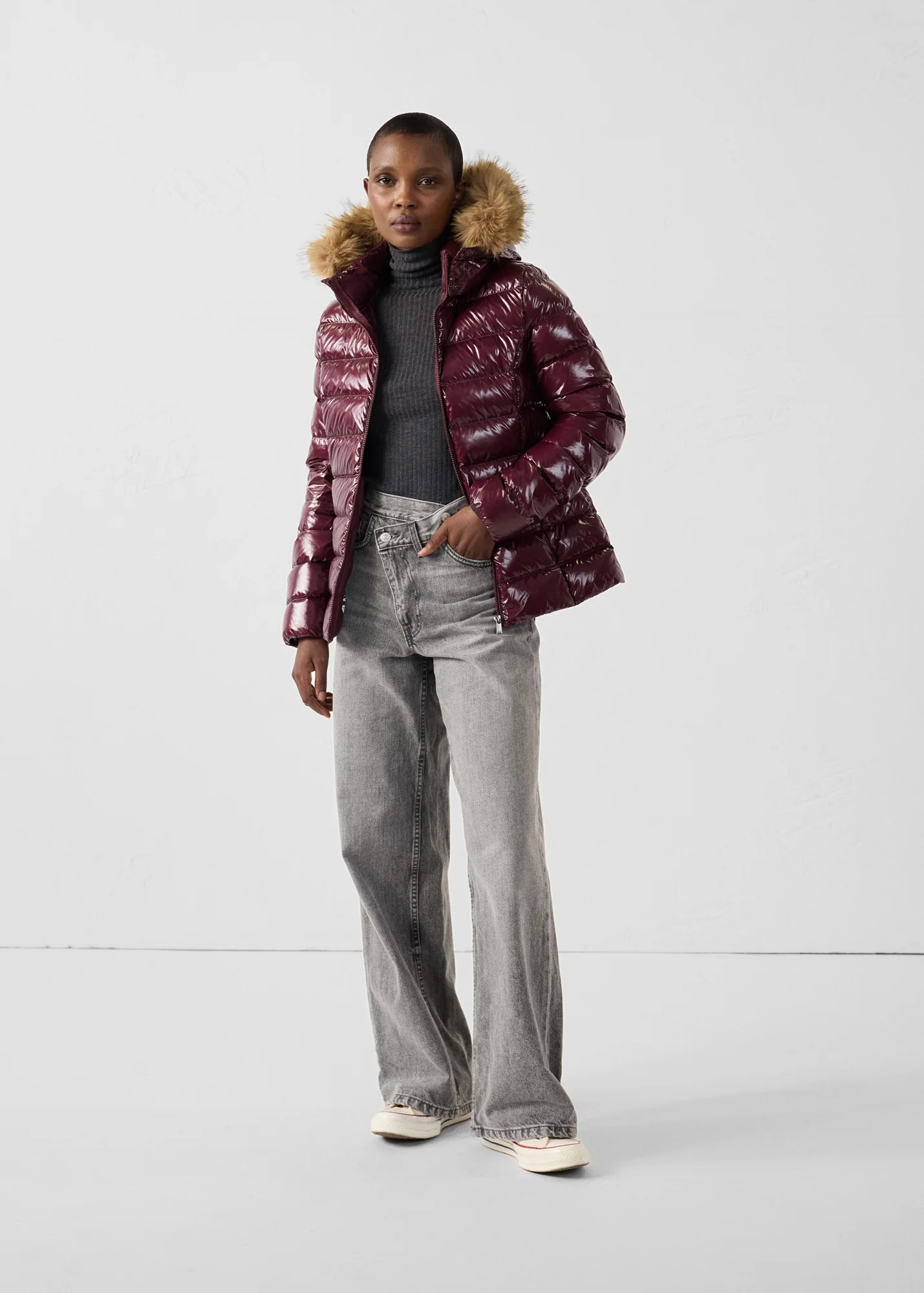 Doudoune à capuche Grand Froid Cerise noire Luxe laquée - Image 3