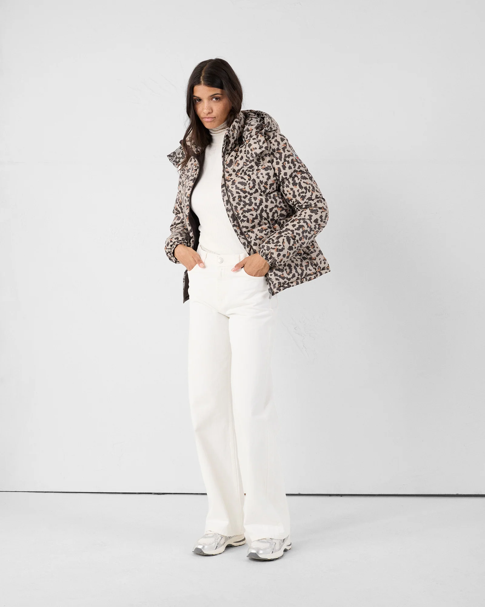 Doudoune Grand Froid esprit puffer Leopard beige Prague print - Image 4