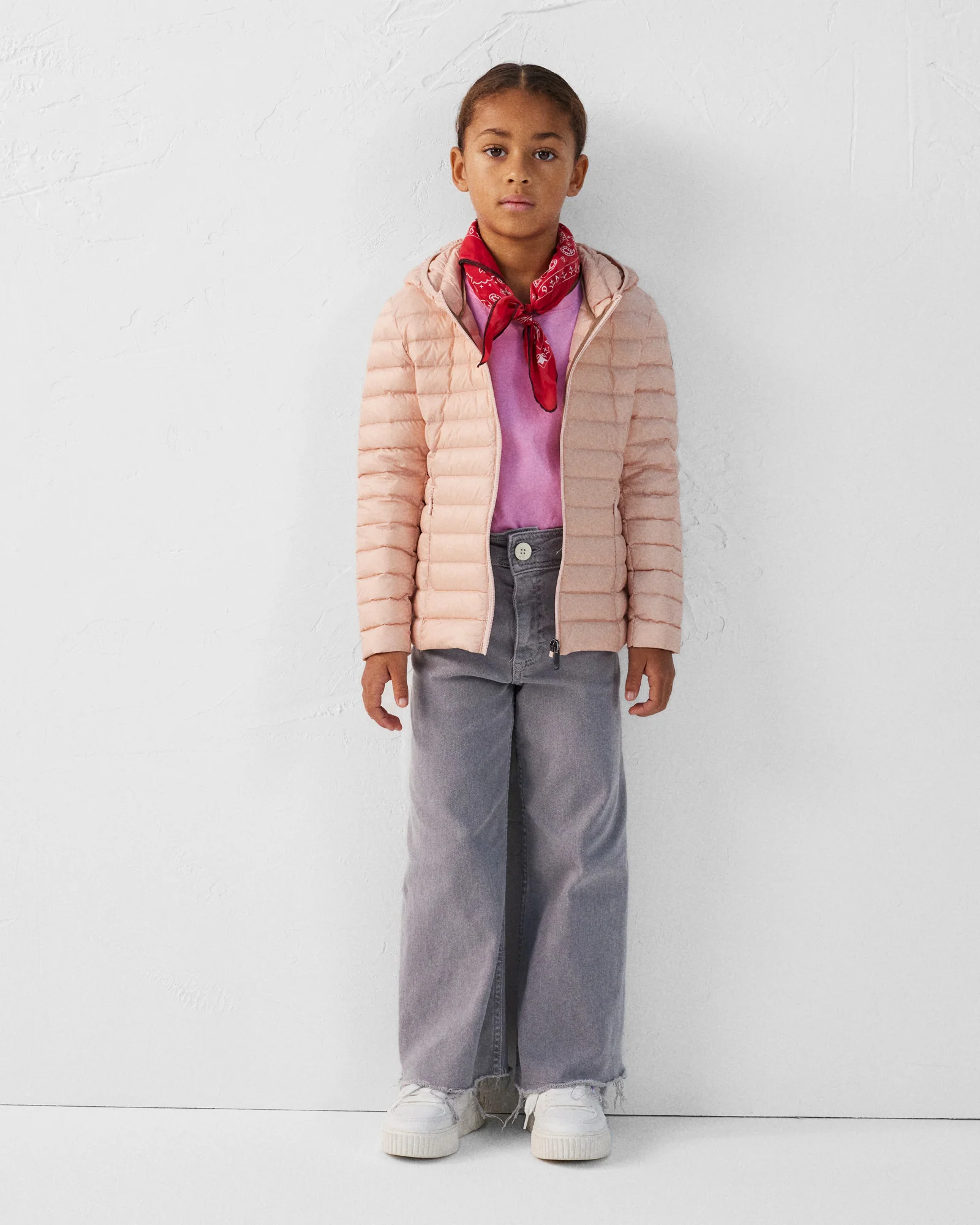 Doudoune lĂ©gĂšre Ă capuche enfant PĂȘche clair Carla - Image 6