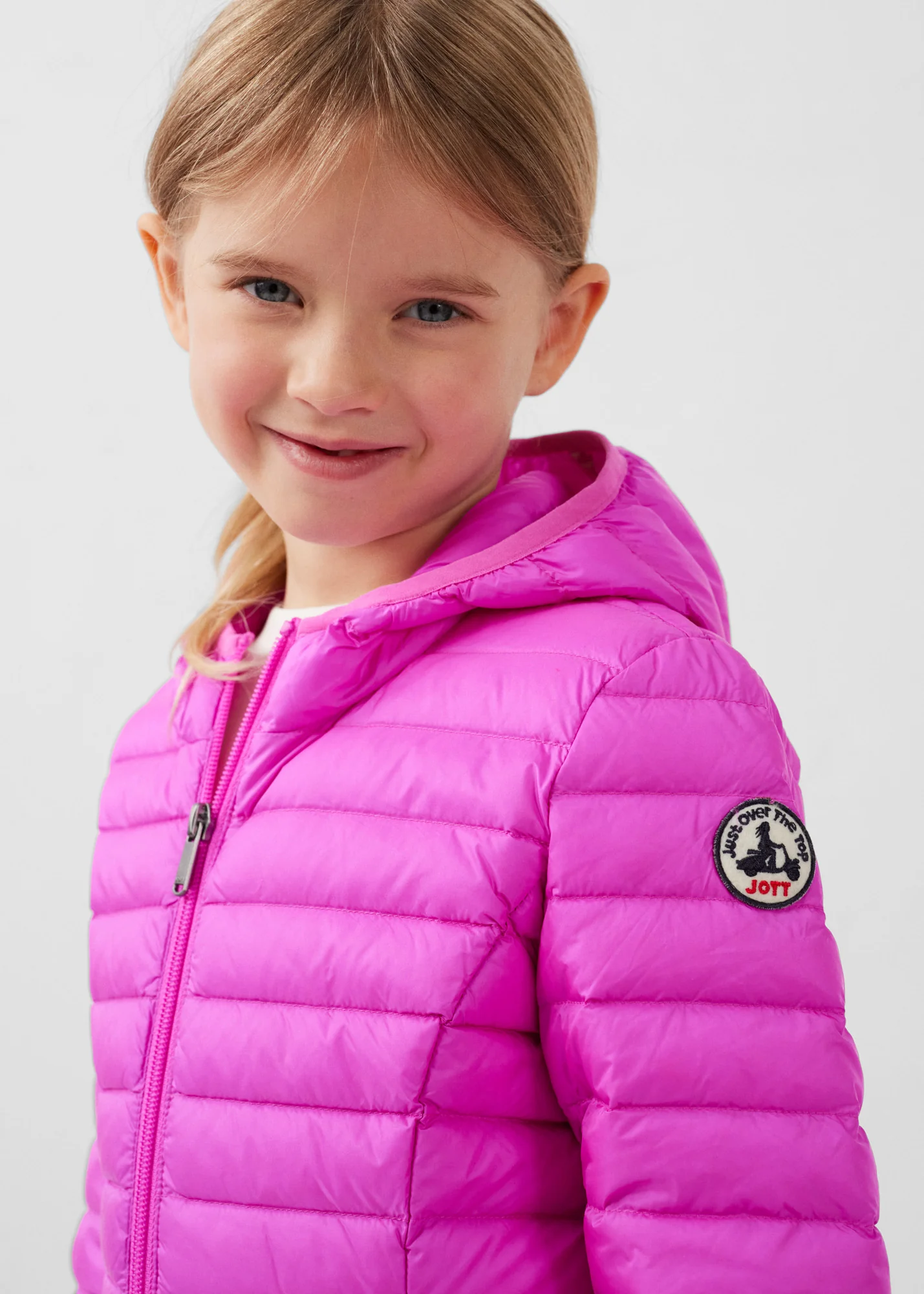 Doudoune légère à capuche enfant Rose électrique Carla - Image 5