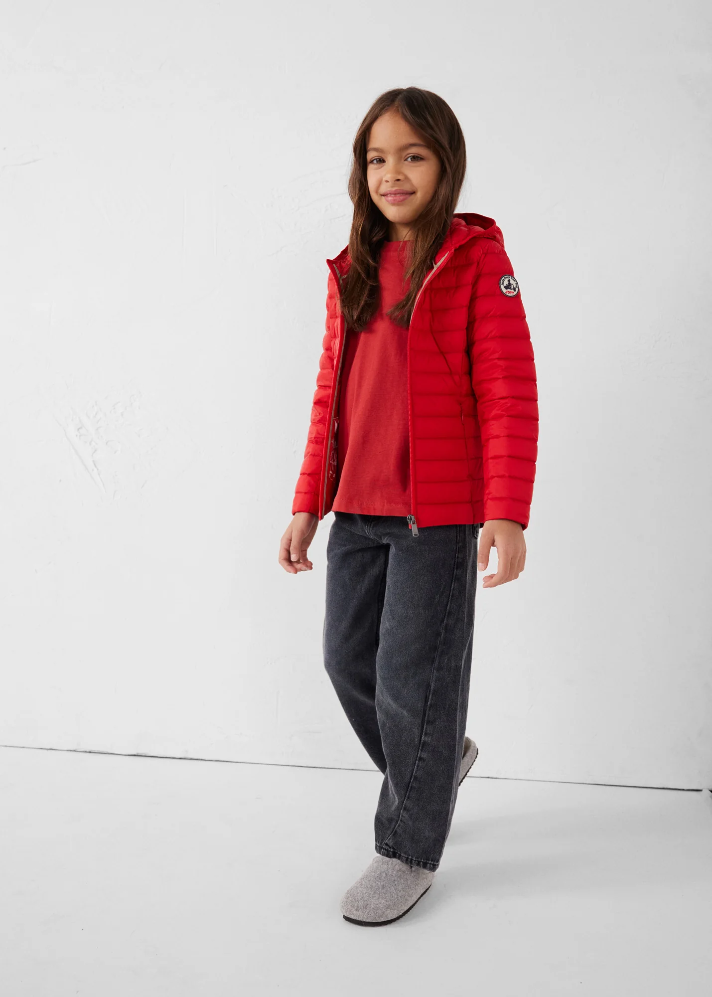 Doudoune légère à capuche enfant Rouge carmin Carla - Image 3