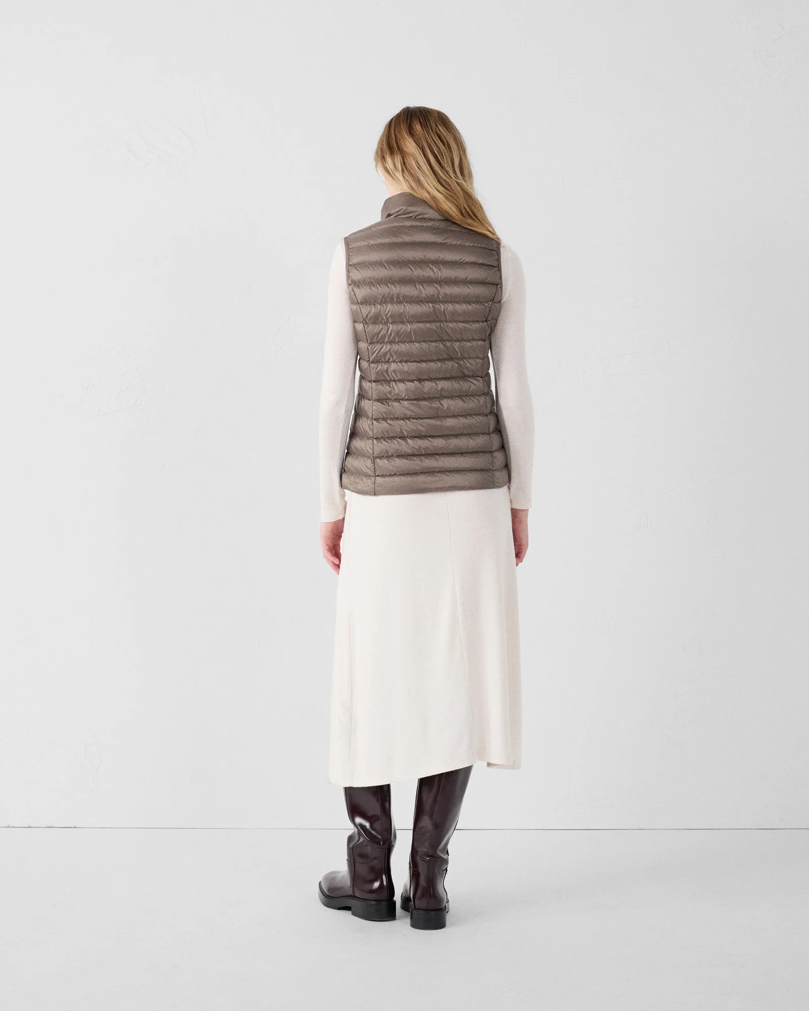 Doudoune légère sans manches Taupe Seda - Image 4