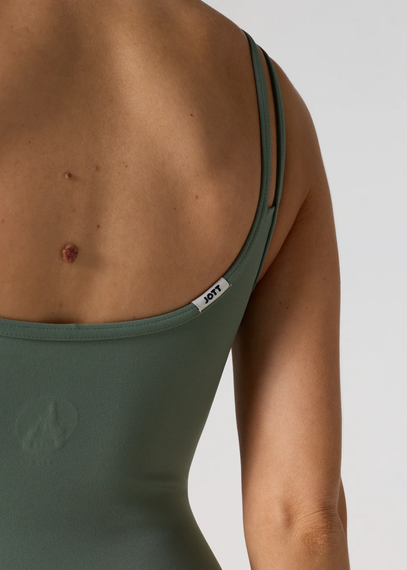Maillot de bain femme une pièce Vert sauge Mary - Image 5