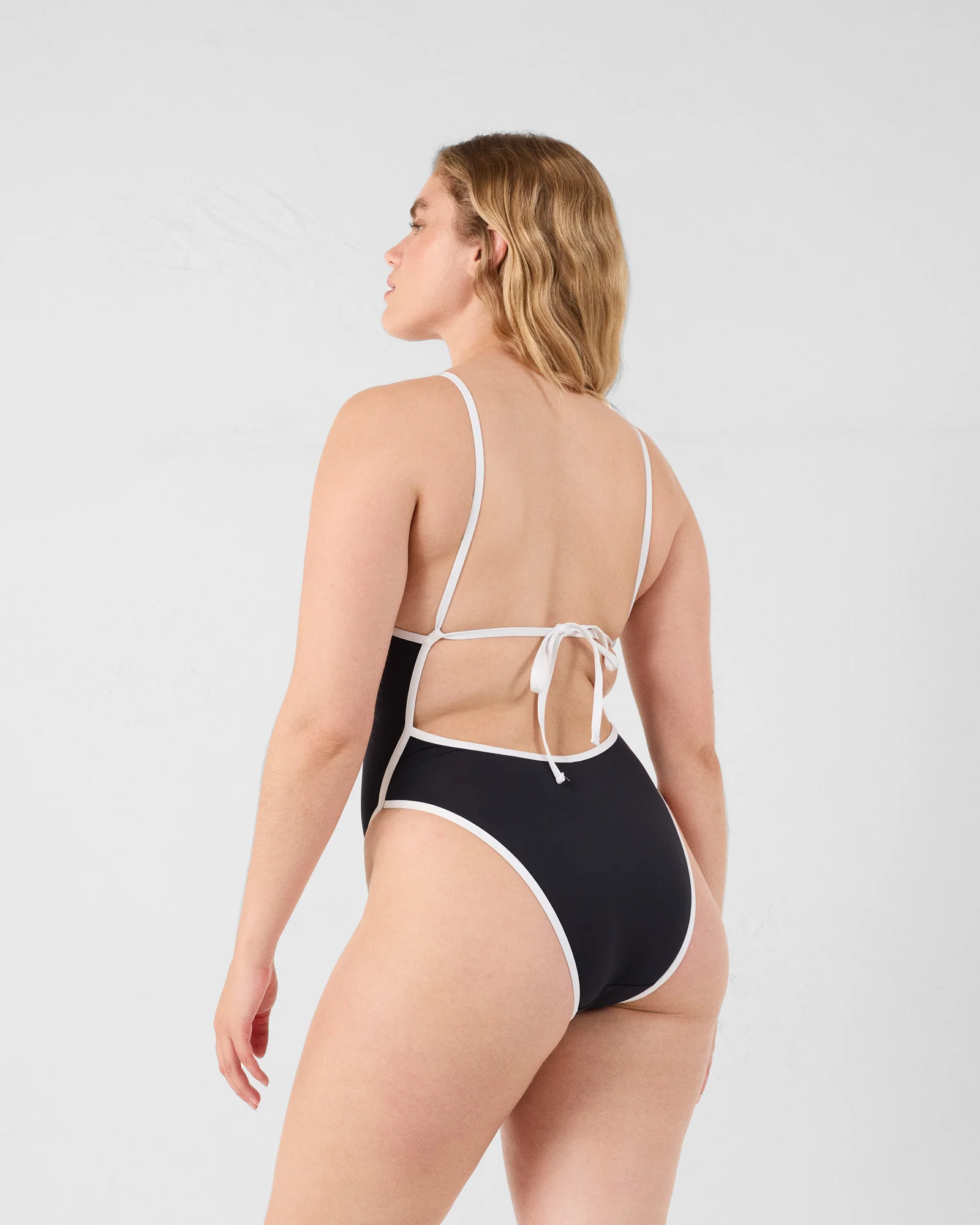 Maillot de bain une pièce Noir Melina - Image 6