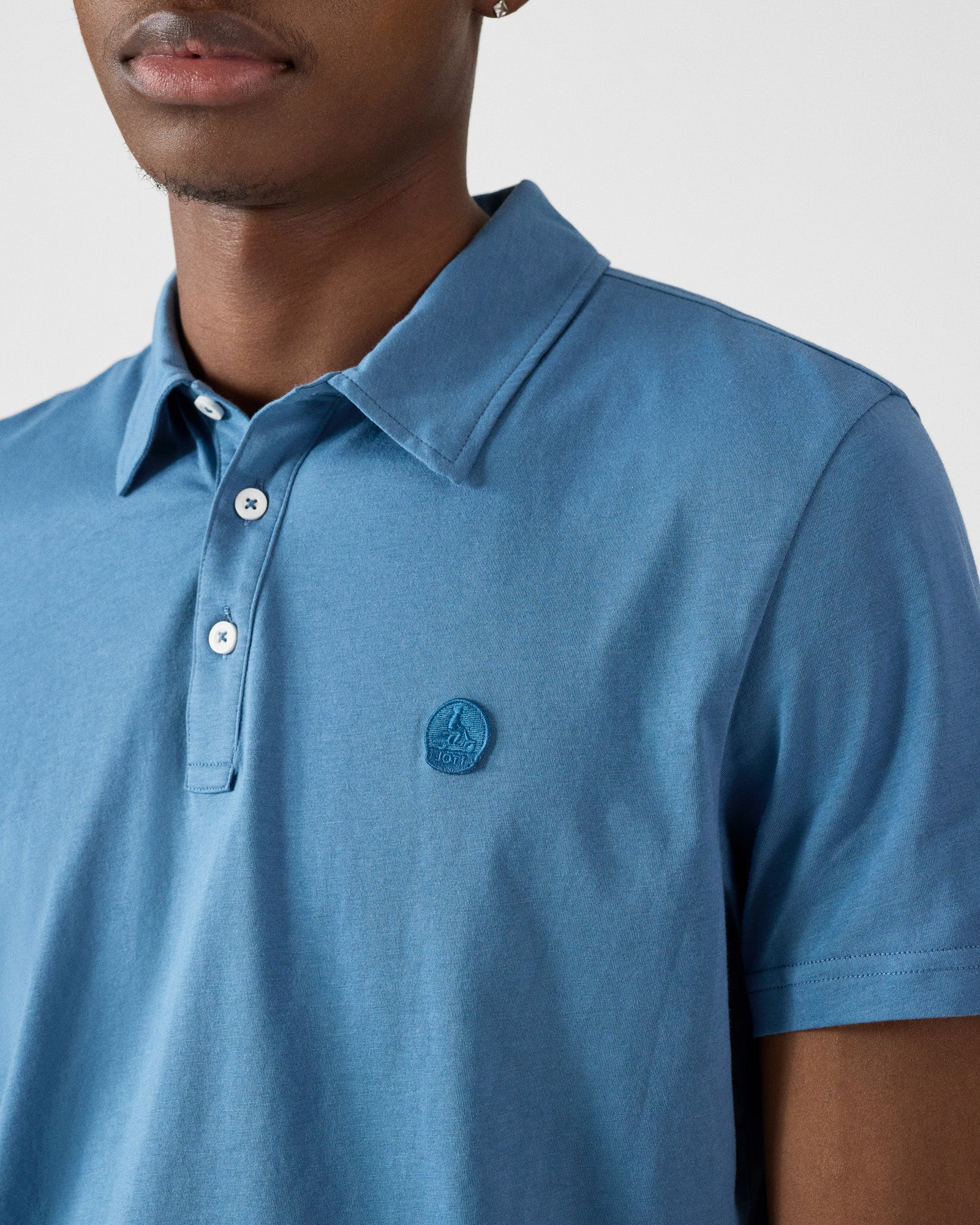 Polo en coton biologique Bleu jeans Lavan - Image 2