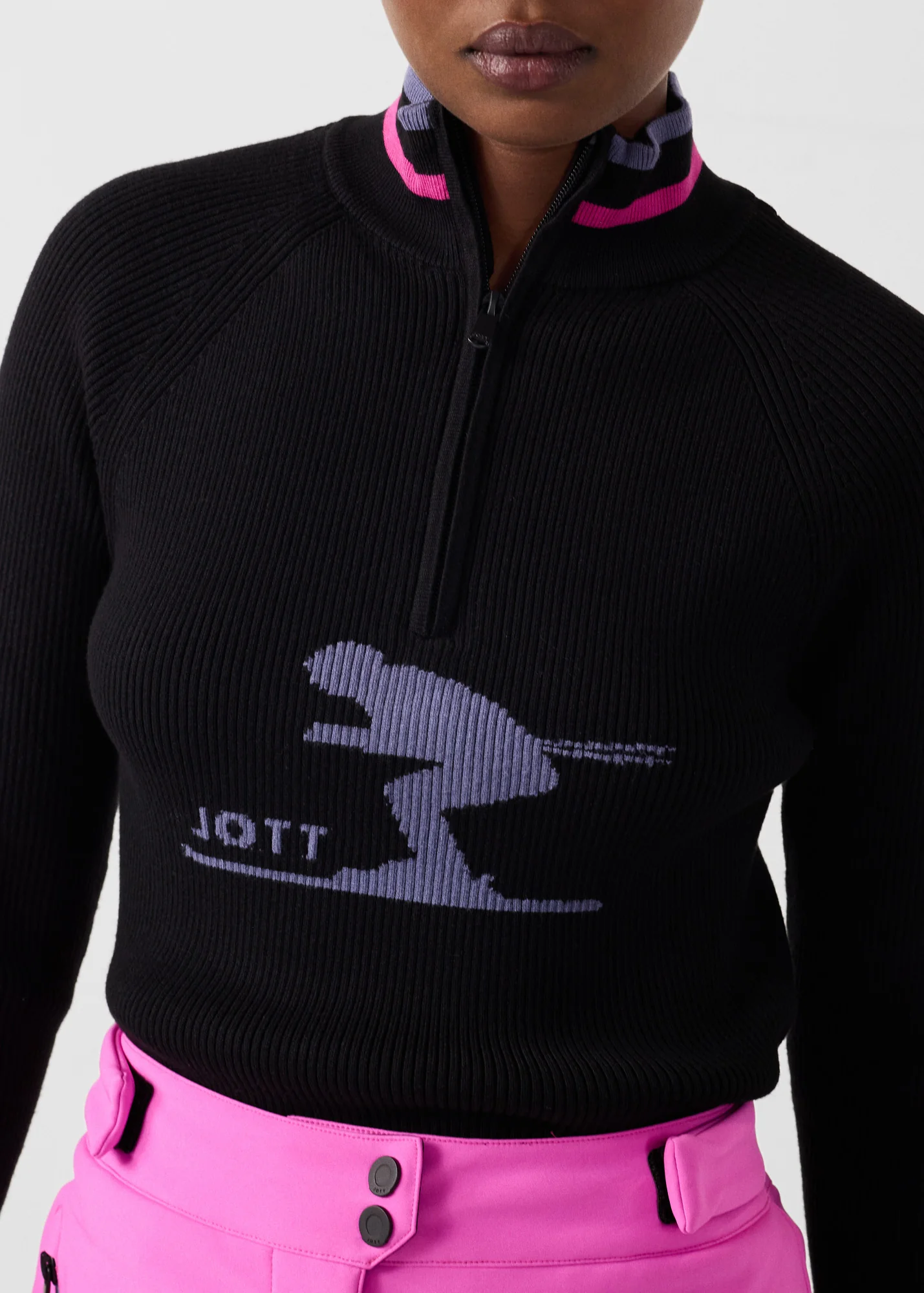 Pull côtelé col haut Noir Mayt - Image 4