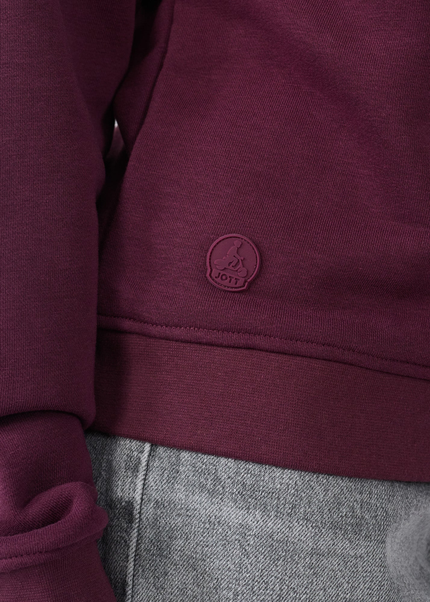 Sweatshirt demi-zippé Cerise noire Line - Image 5