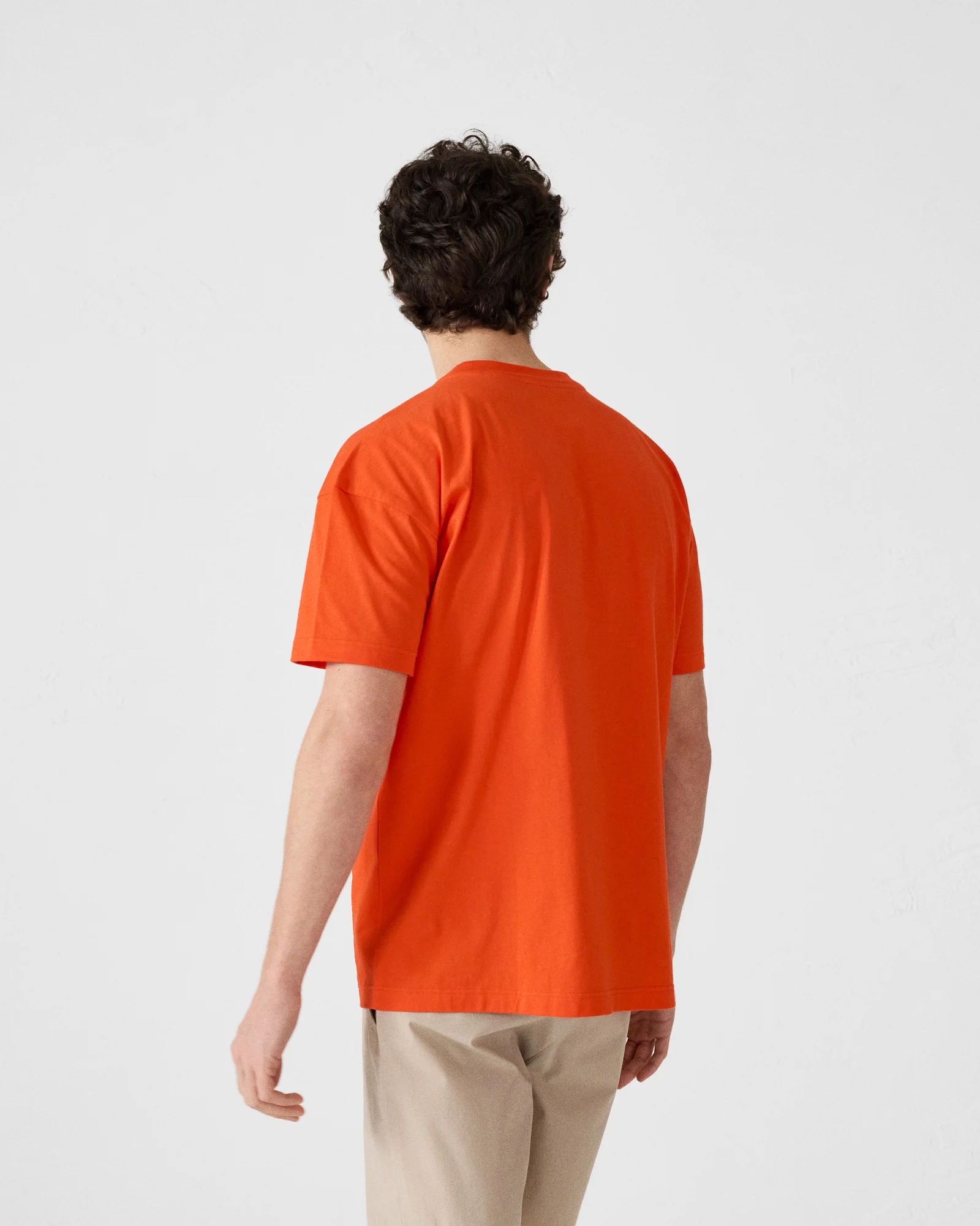 T-shirt col rond en coton Rouge feu Narong - Image 4