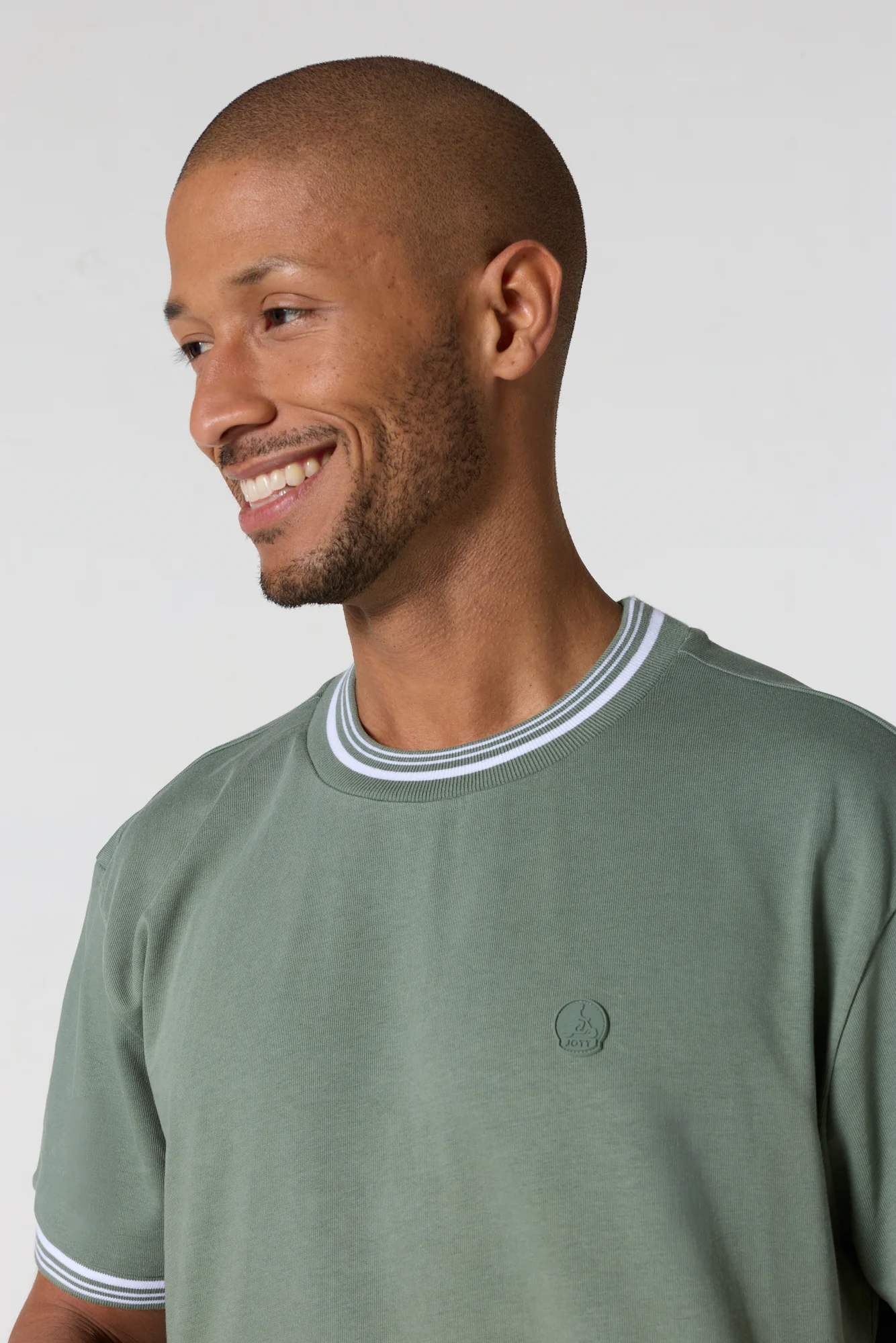 T-shirt col rond mixte Vert sauge Ley - Image 11