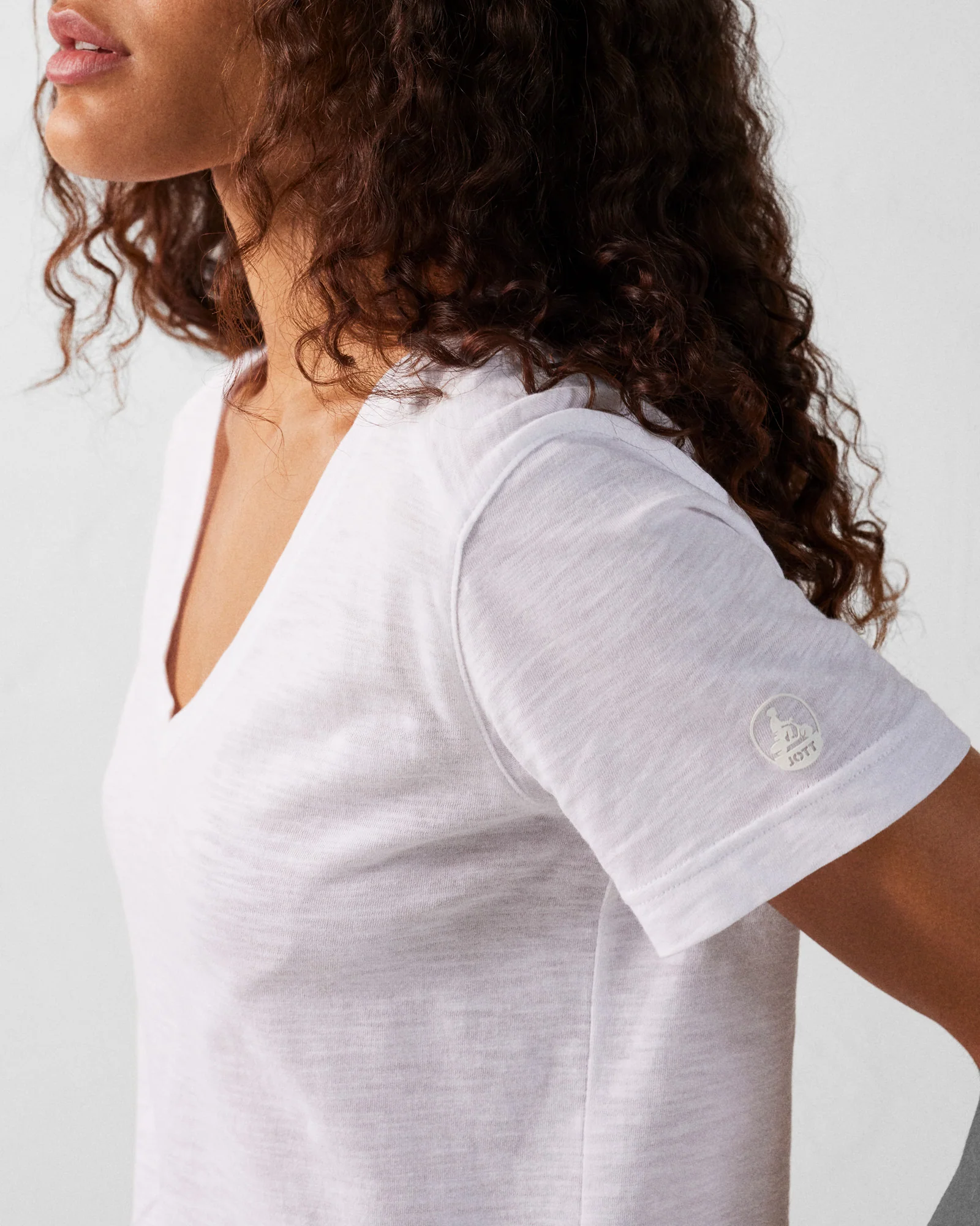T-shirt col V femme en coton Blanc Sonia - Image 2