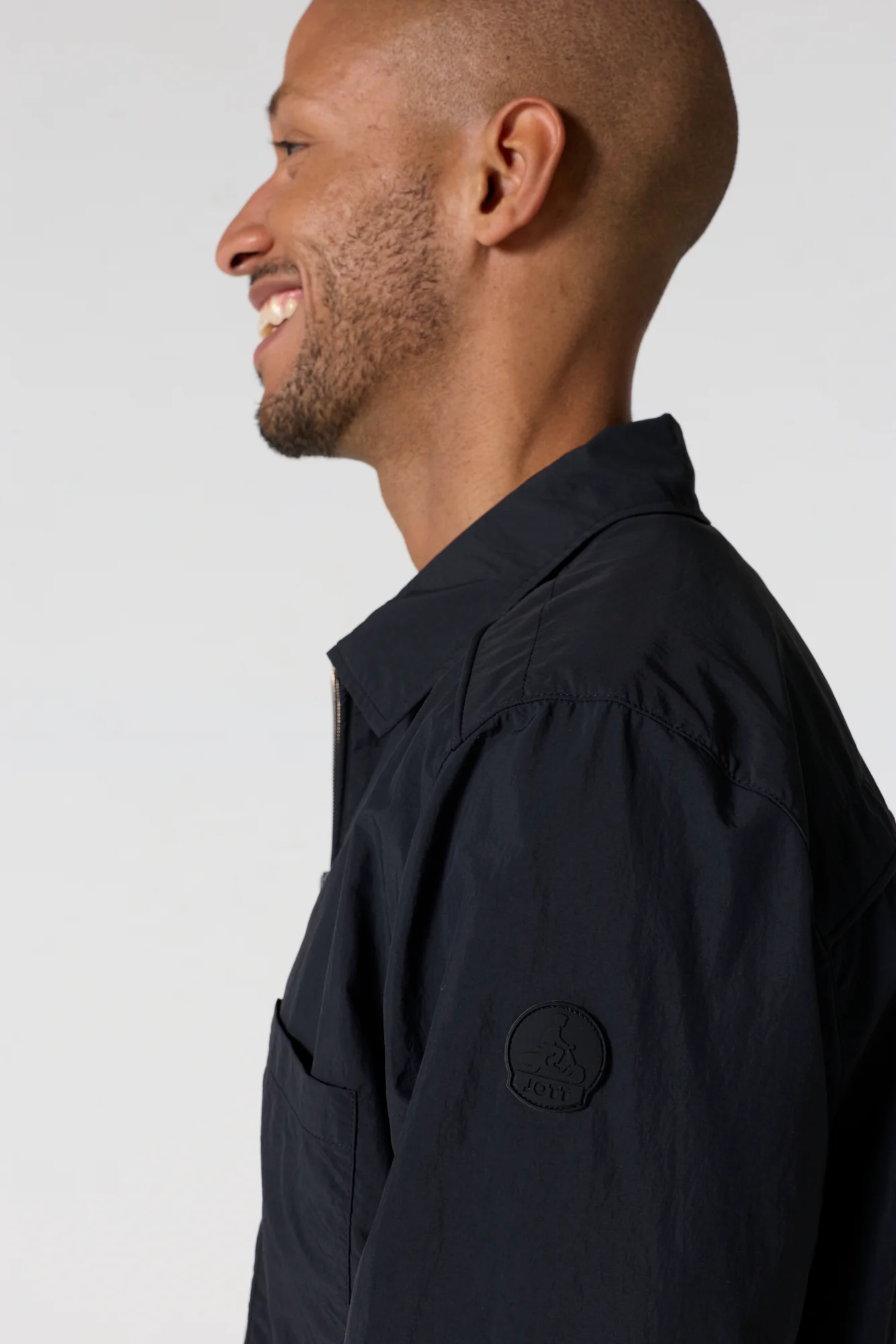 Veste légère col chemise Noir Guy - Image 5