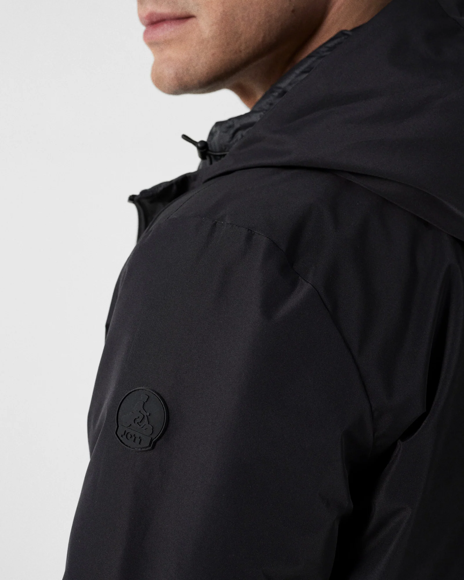 Veste longue ultralégère à capuche Noir Boris - Image 3