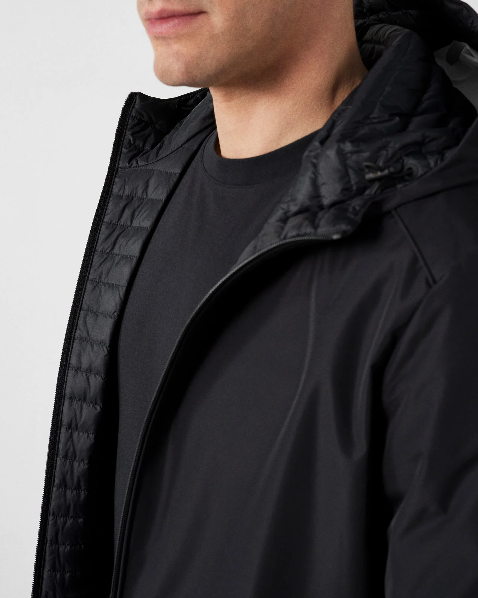 Veste longue ultralégère à capuche Noir Boris - Image 4
